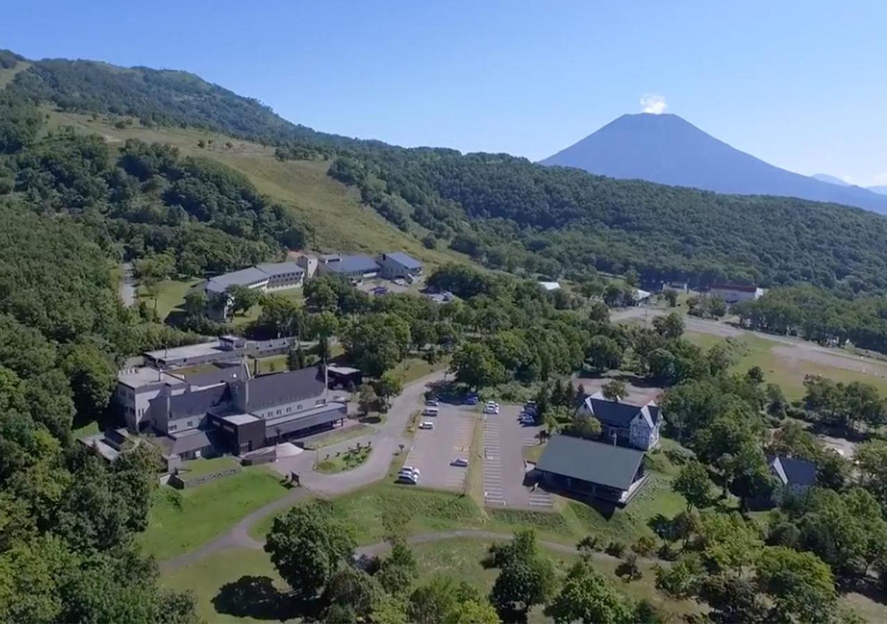 מלון Niseko Hot Spring Ikoino Yuyado Iroha מראה חיצוני תמונה